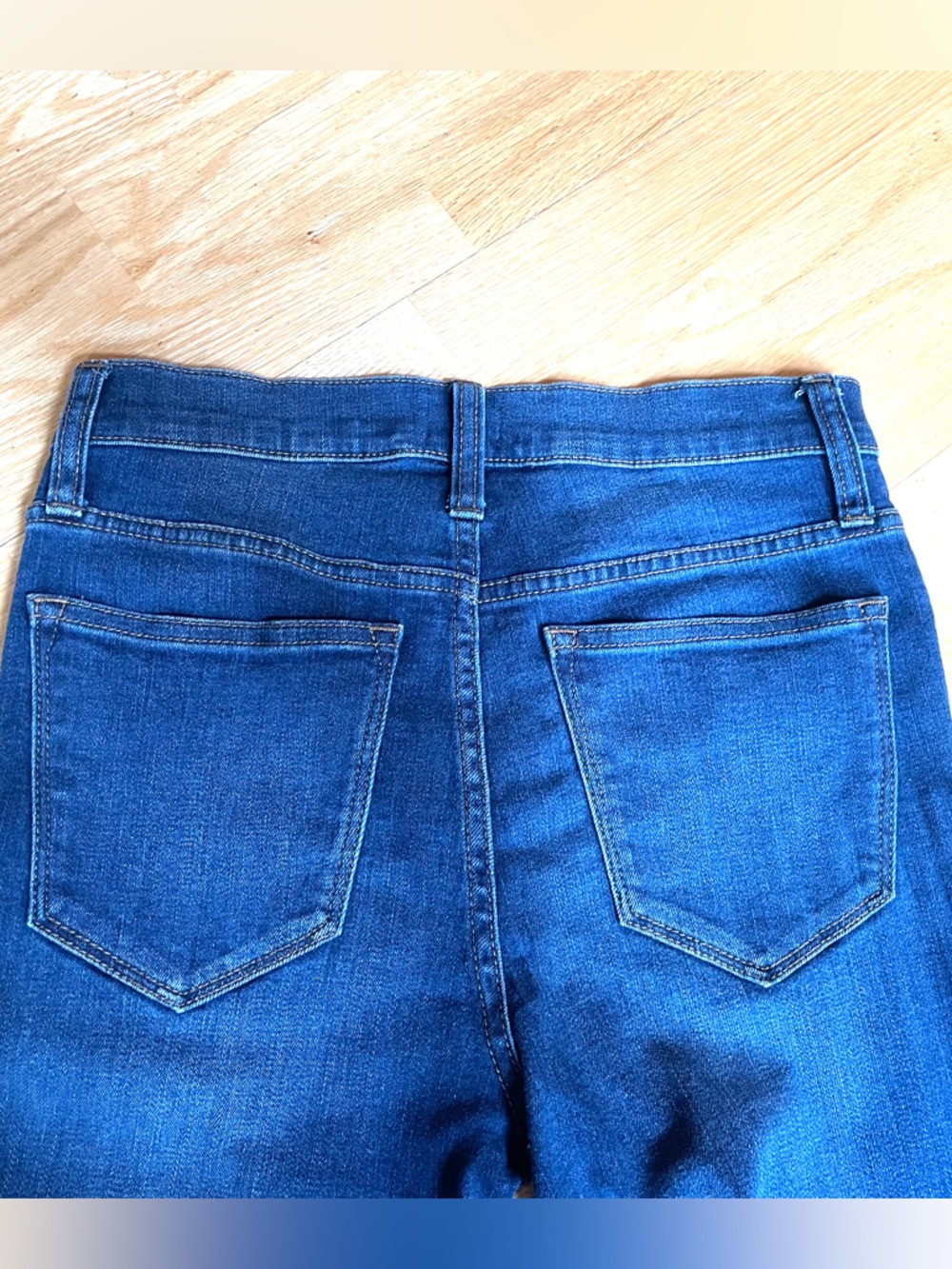 J. Crew Women's Skinny Jeans in Dark Blue Denim - Picture 7 of 7